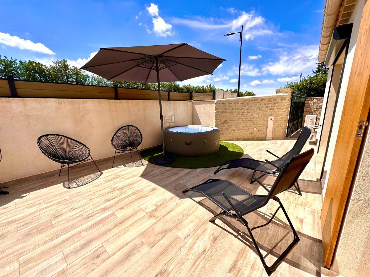 Maison De Charme Avec Jacuzzi Molleges エクステリア 写真